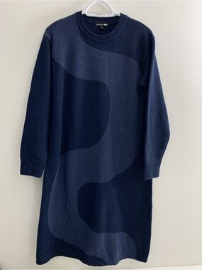 Marimekko X Uniqulo woo sweater Size S